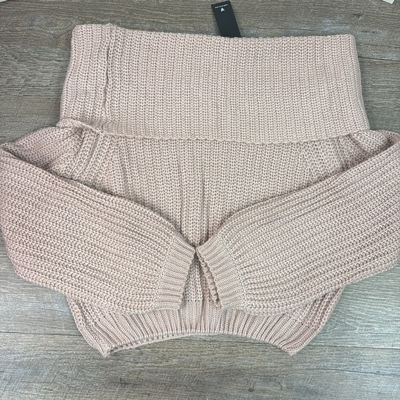 NWT Lulu’s CARMICHAEL Cropped Off The Shoulder Sweater -Dusty Blush XS - Picture 5 of 8